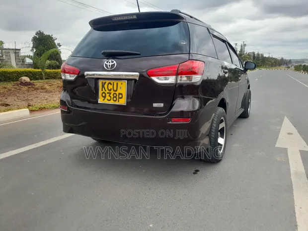 Toyota Wish 2011 Maroon - 1