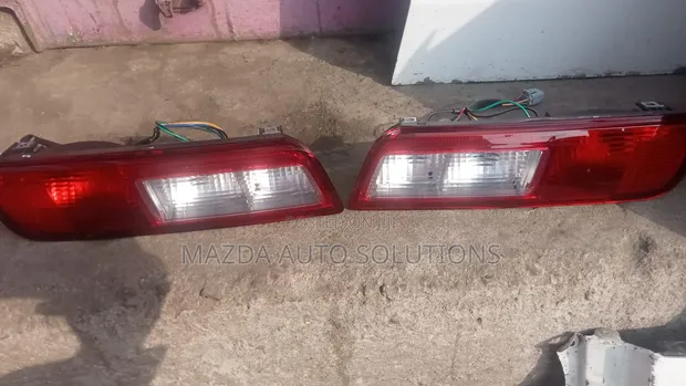 Suzuki Alto HA36S Rear Bumper Lights/Taillights (2015-2020) - 1