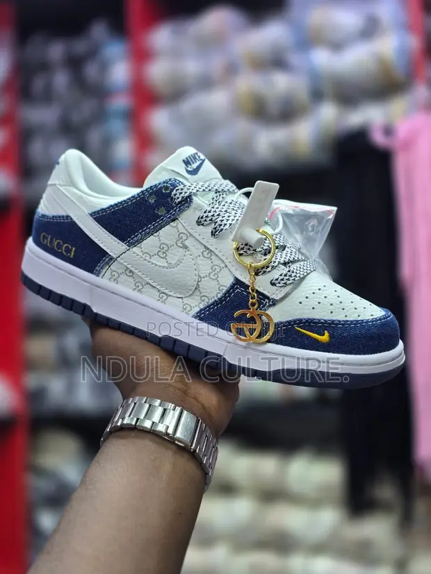 Nike SB Dunk x Gucci Style Sneakers - 1