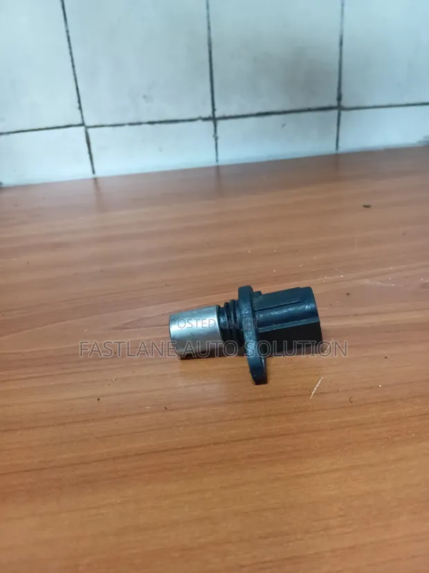 Toyota Camshaft Position Sensor - 1
