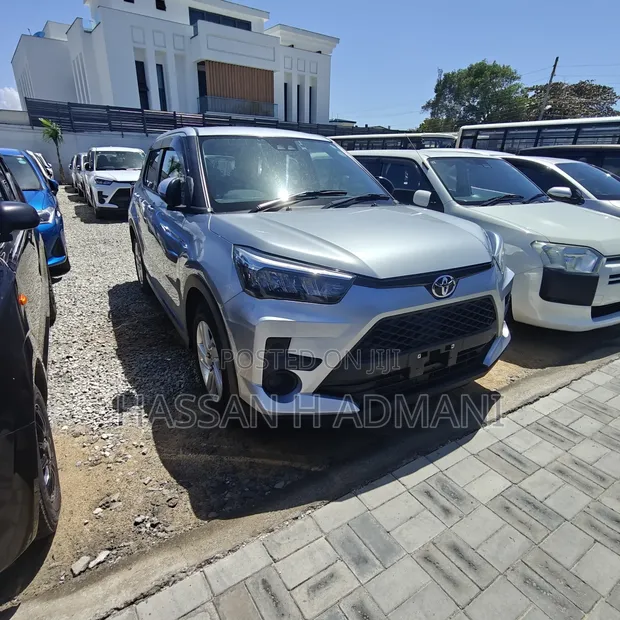 Toyota Raize 2020 Silver - 1