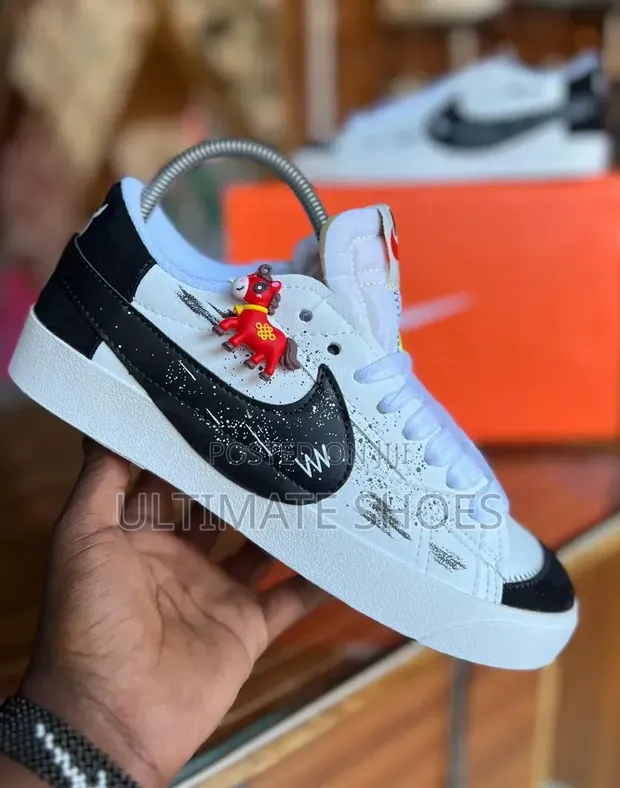 Nike Blazer Sneakers - 1