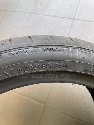 Matairi 225/45 R19 Toyo 96Y