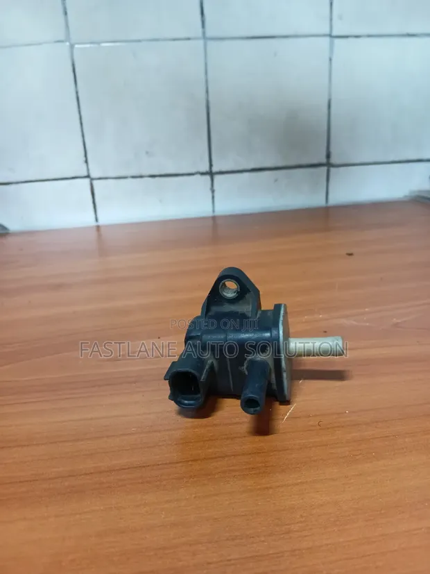 Toyota Vacuum Sensor - 1