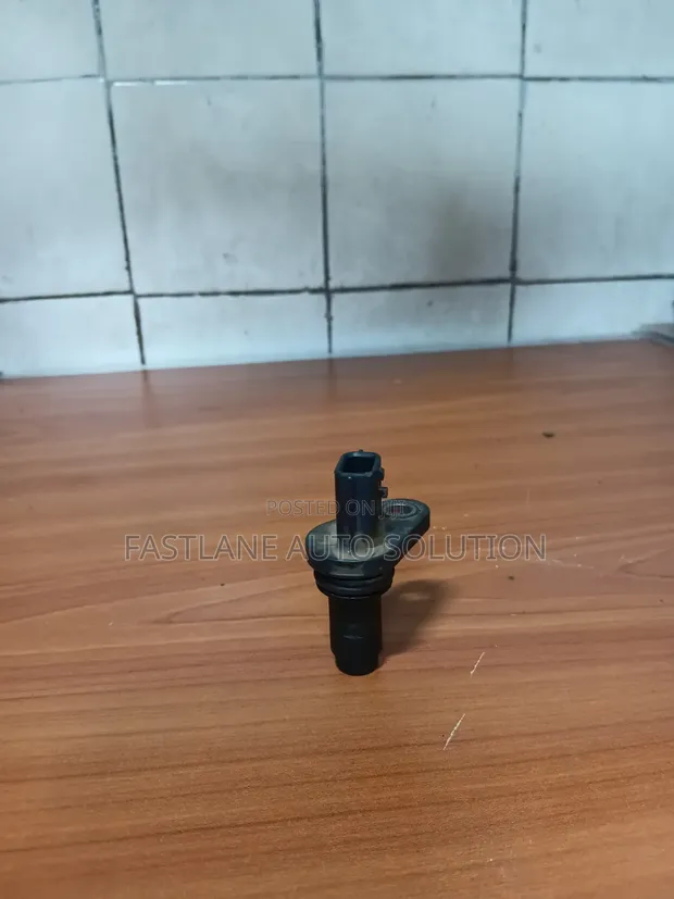 Nissan Cracking Shaft Position Sensor - 1