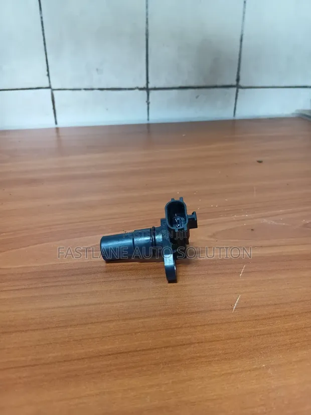 Nissan Gearbox Speed Sensor - 1