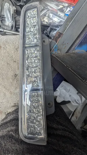 Toyota Isis Backlight