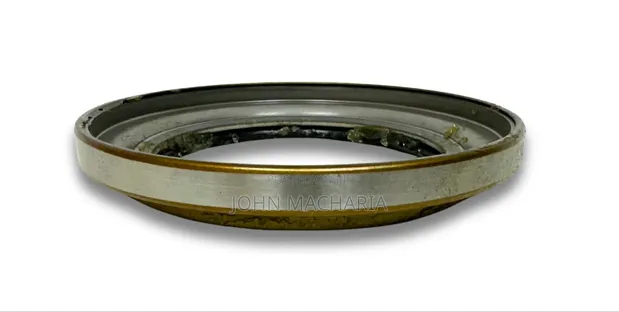 Front Wheel Seal for Isuzu FRR / FRR 90 - 1