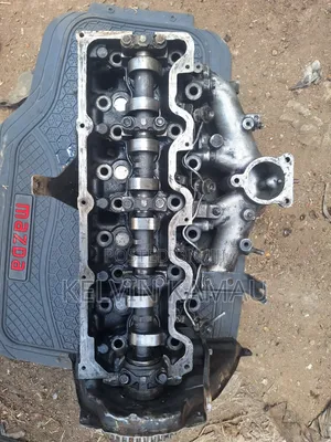Toyota 5L Cylinder Head Complete (Used)