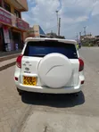 Toyota RAV4 2009 White - 2
