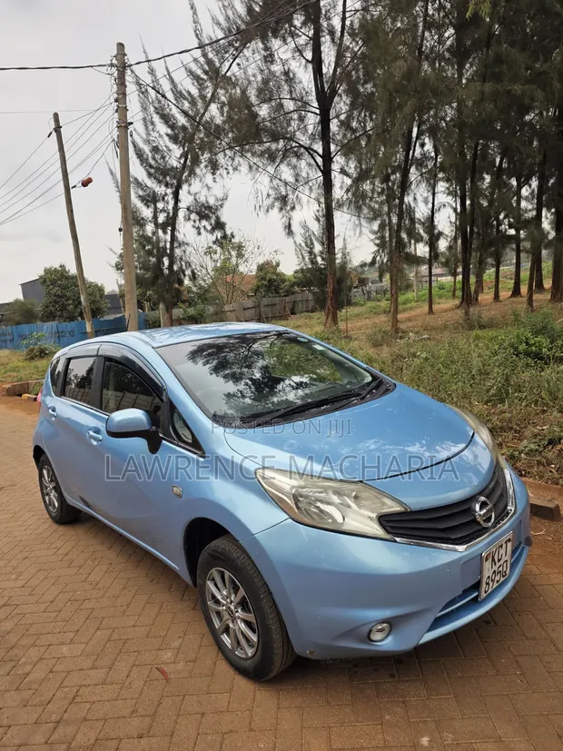 Nissan Note 2013 Blue - 1