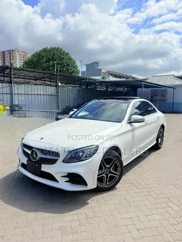 Mercedes-Benz C220 2020 White - 1