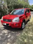 Nissan X-Trail 2.0 Petrol XE 2010 Red - 2