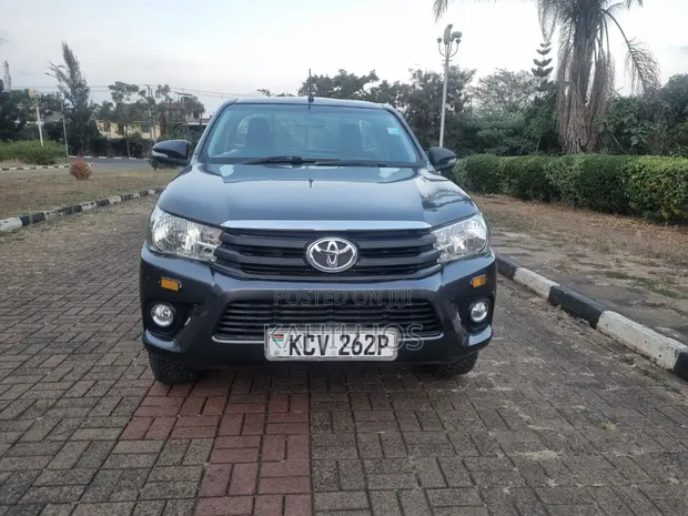 Toyota Hilux Revolution 2019 - 1
