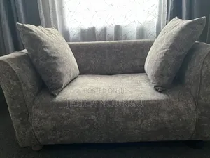 Used Gray Fabric Sofa Set - 6 Seater