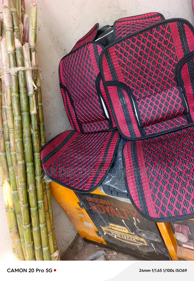 2pc Red & Black Textured Diamond Grid Seat Covers - 1