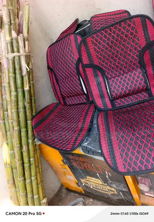 2pc Red & Black Textured Diamond Grid Seat Covers