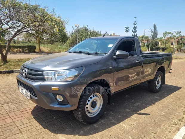 Toyota Hilux Revolution Hi-Rider 2022 - 1