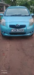 Toyota Vitz 2010 Blue - 2