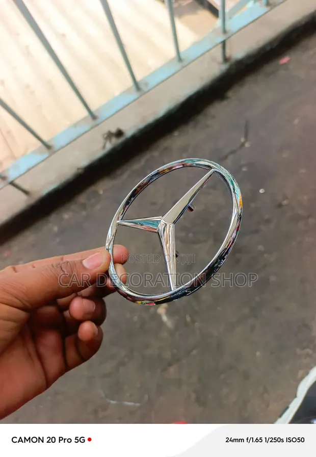 4" Circular Mercedes-Benz Replacement Badge - 1