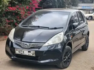 Honda Fit 2012 Nyeusi
