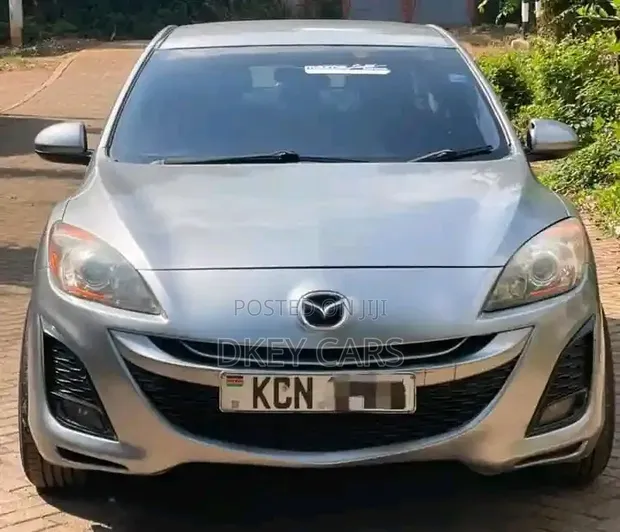 Mazda Axela 2010 Silver - 1