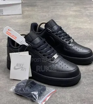 Nike Air Force 1 Sneakers