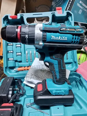 Makita 21V Cordless Drill Kit