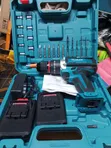 Makita 21V Cordless Drill Kit - 3