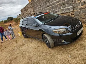 Toyota Corolla Fielder 2011 Nyeusi