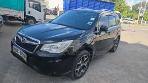 Subaru Forester 2.5i Limited PZEV 2014