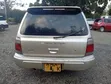 Subaru Forester 2005 Gold - 4