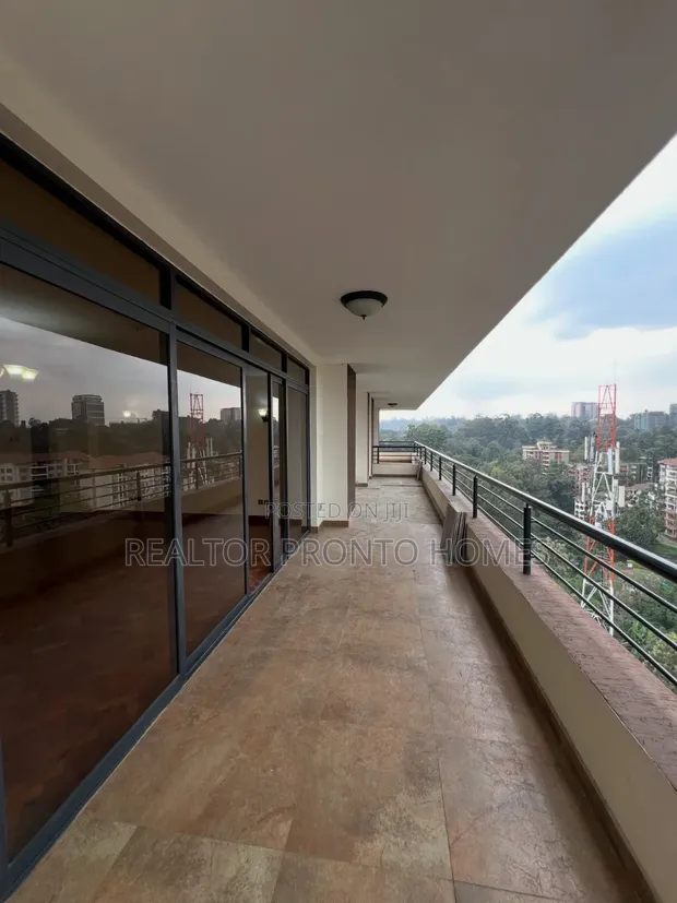 Penthouse ya Vyumba 3 na DSQ kwa Ajili ya Kukodisha Riverside - 1