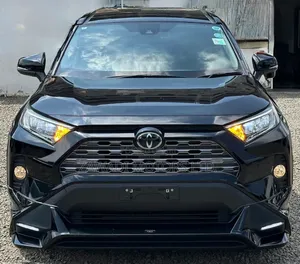 Toyota RAV4 2020 2.0L Sunroof ya Panoramic na TRD Kit
