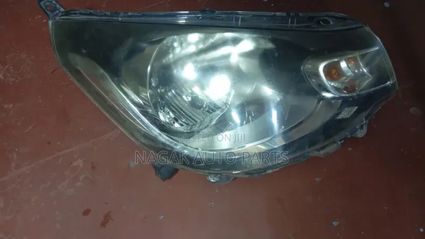 Mitsubishi EK Wagon 2012 Headlight (Used) - 1