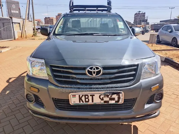 Toyota Hilux 2012 Single Cab - 1