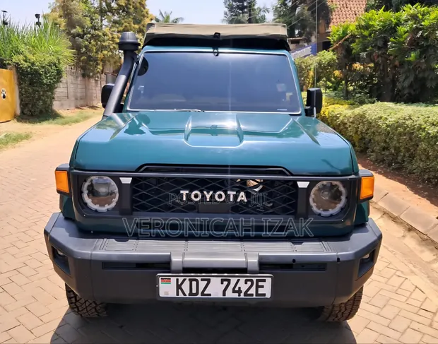 Toyota Land Cruiser Double Cabin 2014 - 1