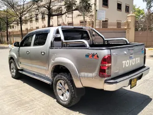 Toyota Hilux 2013 Double Cab 3.0L Diesel