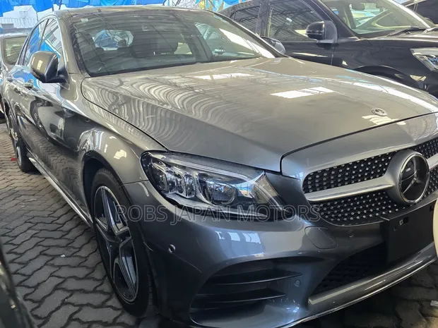 Mercedes-Benz C200 2019 Gray - 1