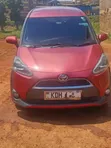 Toyota Sienta 1.5 FWD 2014 Maroon - 1
