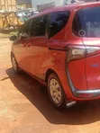 Toyota Sienta 1.5 FWD 2014 Maroon - 4