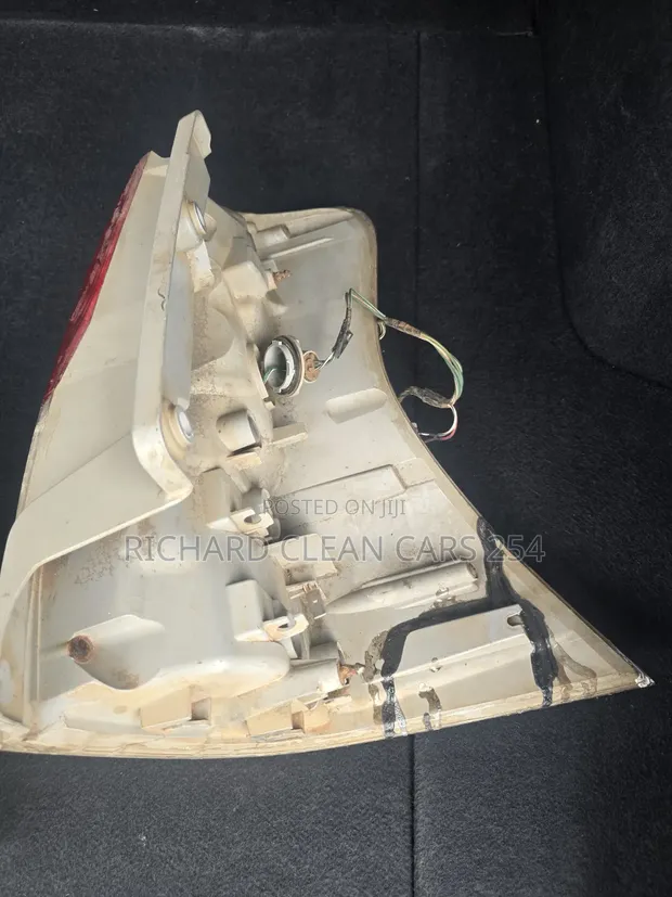 Toyota Land Cruiser Prado J150 Back Lights (Used) - 1