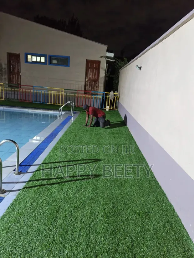 Premium Artificial Grass Carpet - Green - 1