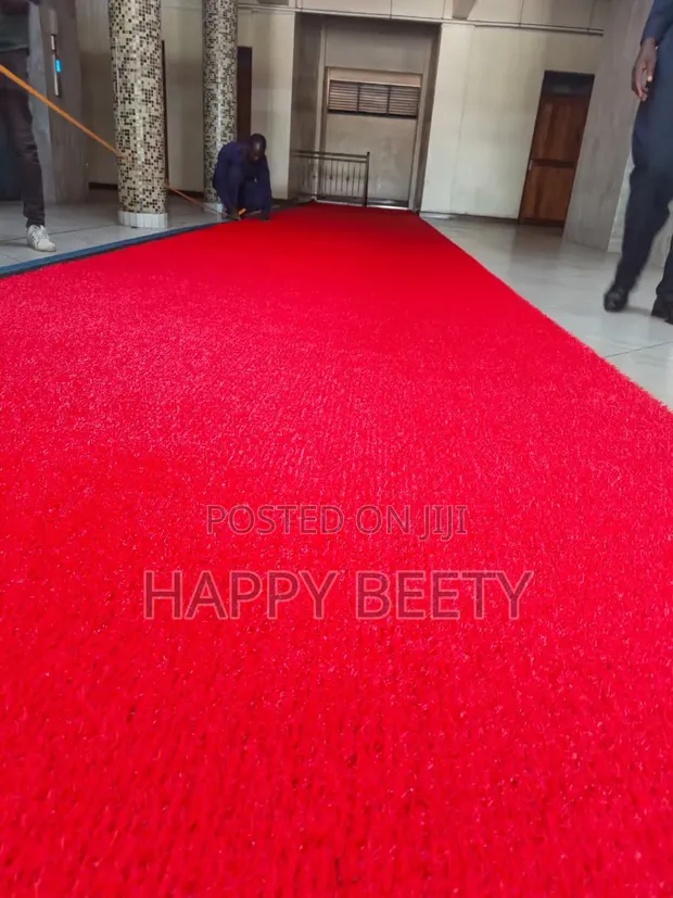 Red Grass Carpet - Events, Decor, Corridors - 1
