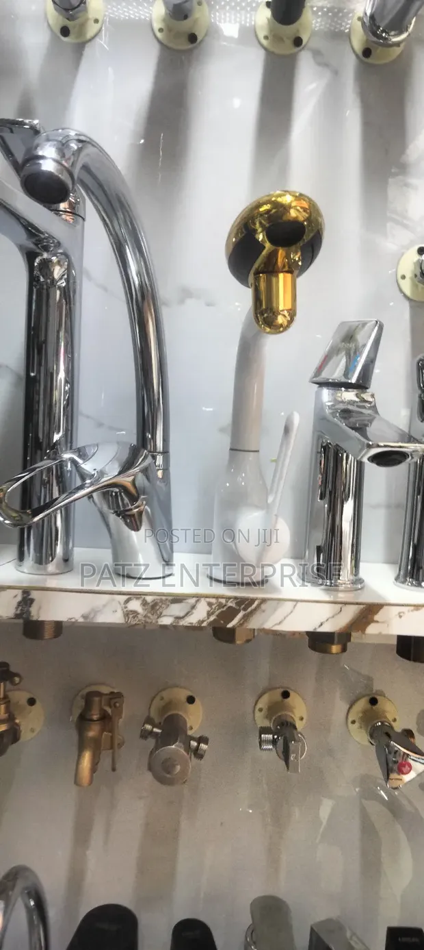 Kisasa White & Gold Kitchen Mixer Tap - 1