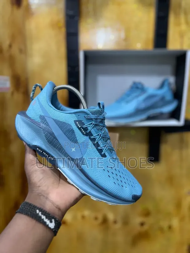 Nike Trail React Shoes - 1