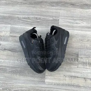 Nike Air Max 90 Leather Black Sneakers