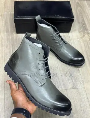 Classic Timberland Leather Boots for Men