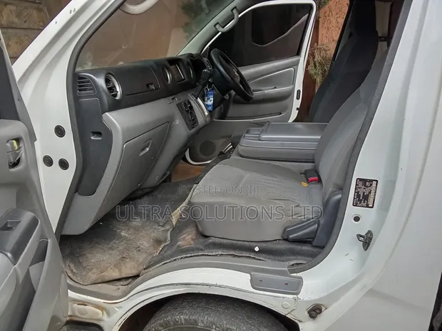 Nissan NV350 2014 - Accident Free - 1