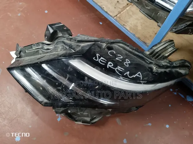 Nissan Serena C28 2020 Headlight - 1